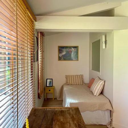 Πανσιόν De Groupe Et L'agnel