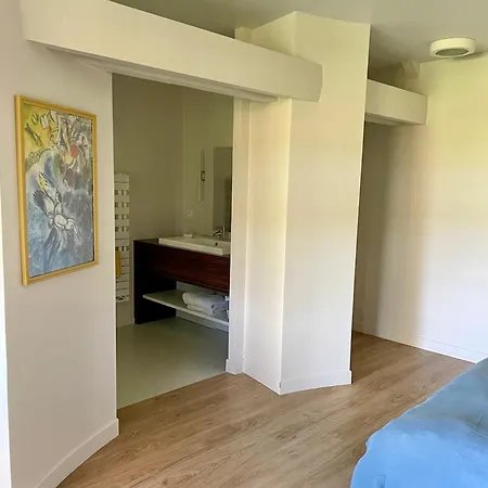 Πανσιόν De Groupe Et L'agnel 3*