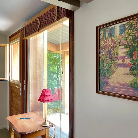 De Groupe Et L'agnel Πανσιόν