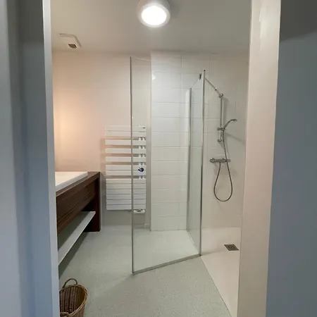 بيت ضيافة De Groupe Et L'agnel 3*