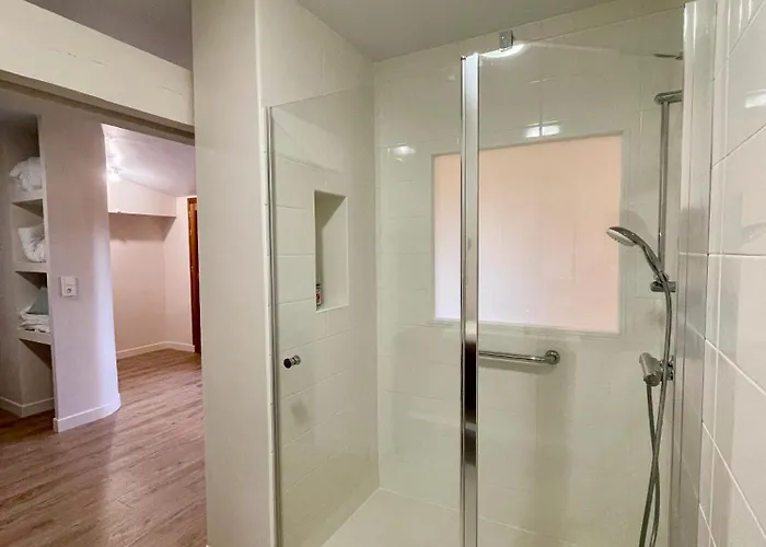 De Groupe Et L'agnel Vendégház 3*