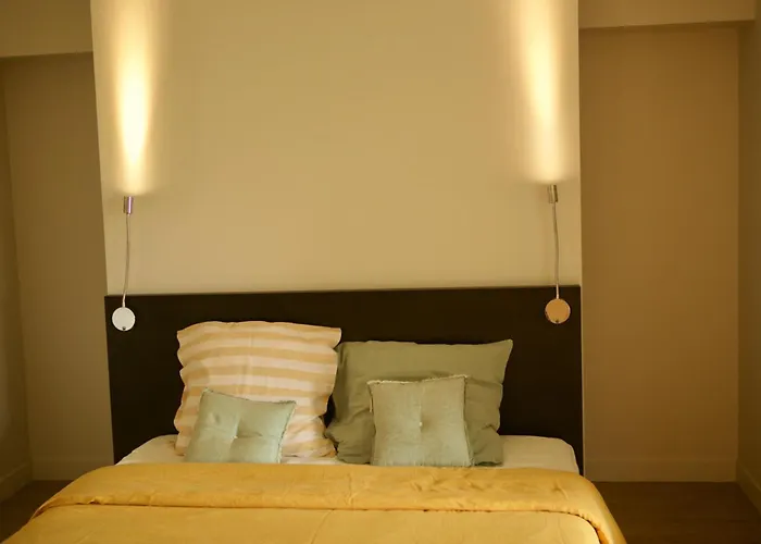 De Groupe Et L'agnel 3*