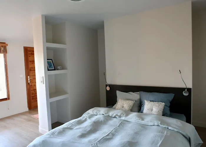 De Groupe Et L'agnel 3* Domaize